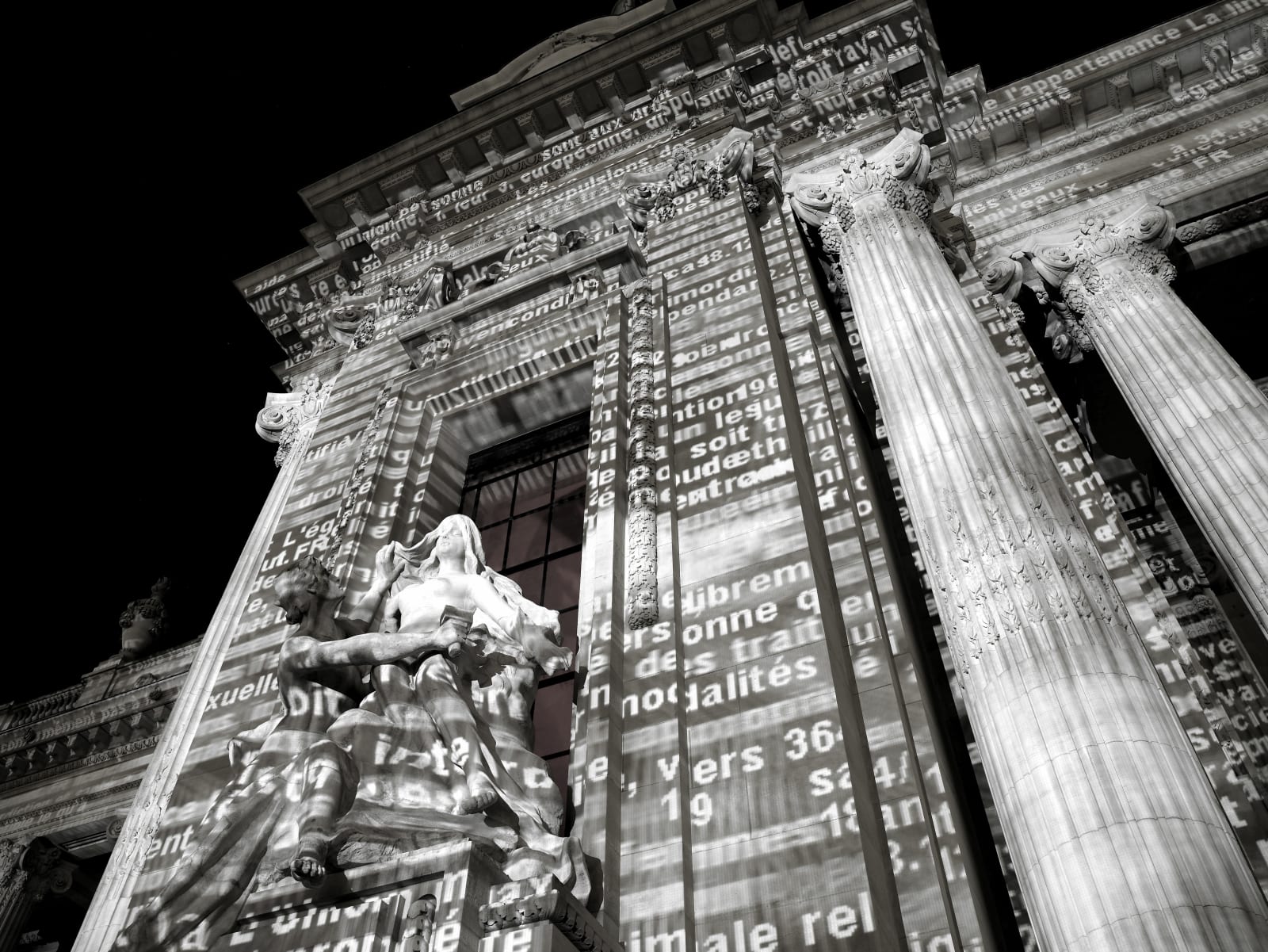 Charles Sandison, Manifesto, 2008