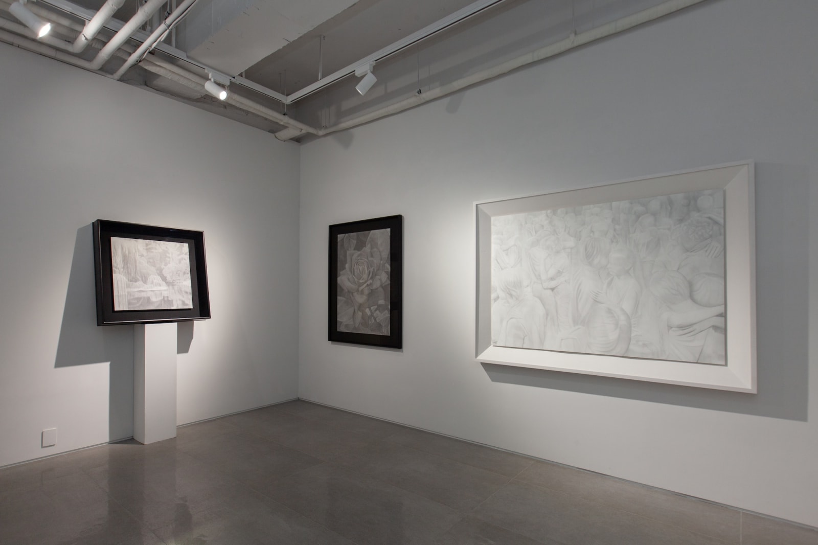 Installation view: Finding Scale, Iah Seoul, 2022