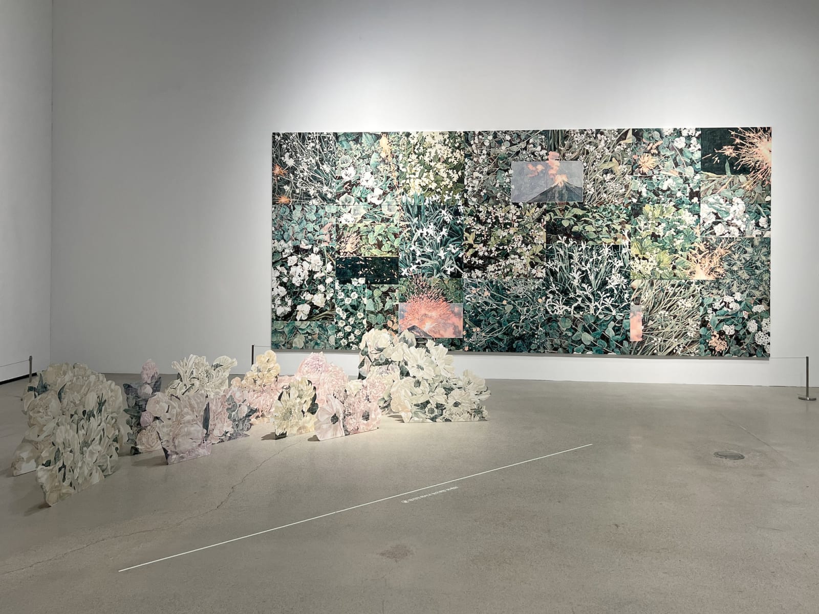Installation view: Romance Rooted in Eternity: Flowers in Bloom, Jeonnam Museum of Art, 2023