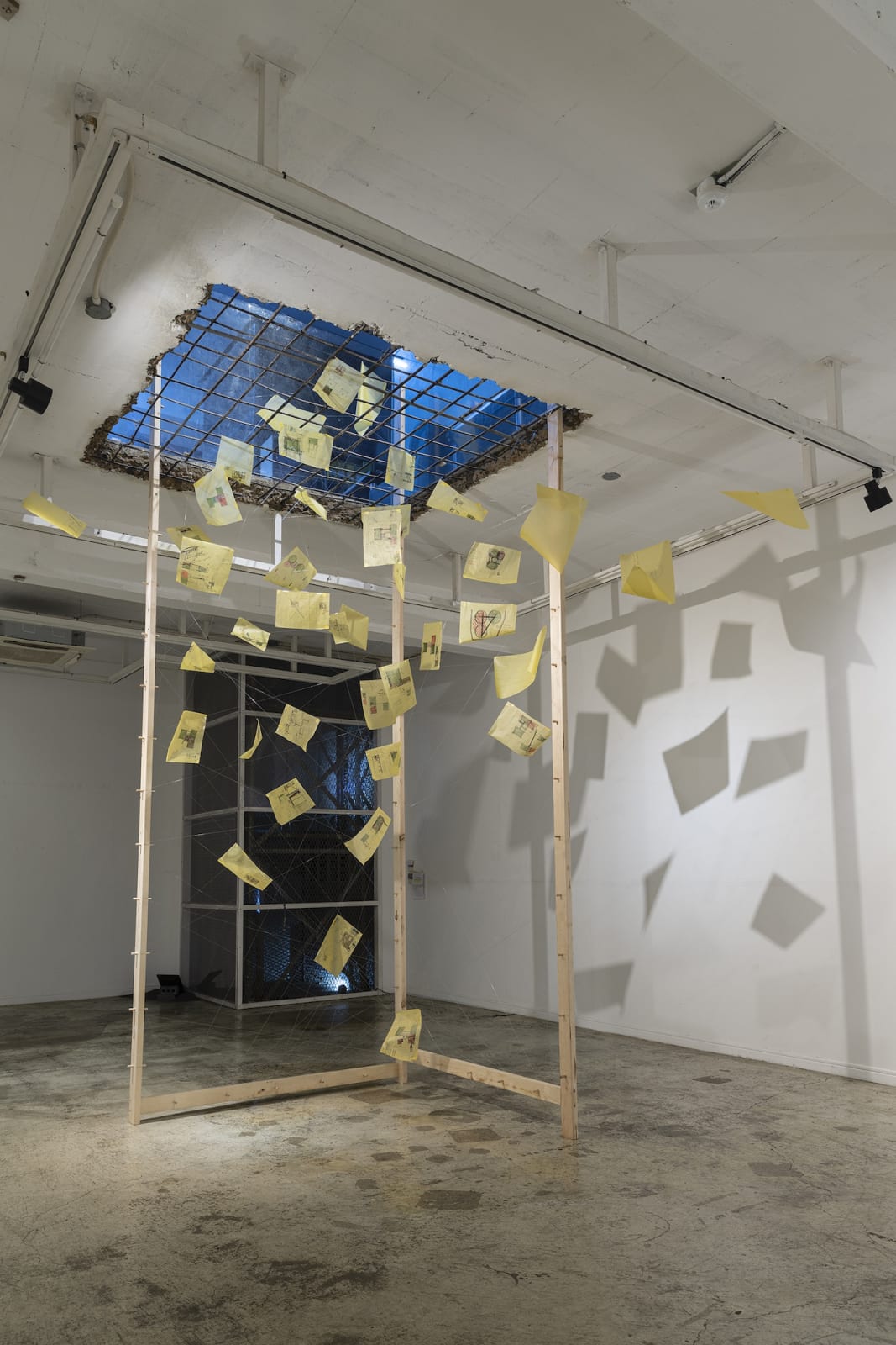 Installation view: Ears Running, Feet Hearing, Bottom Flowing, Art District_p, 2021