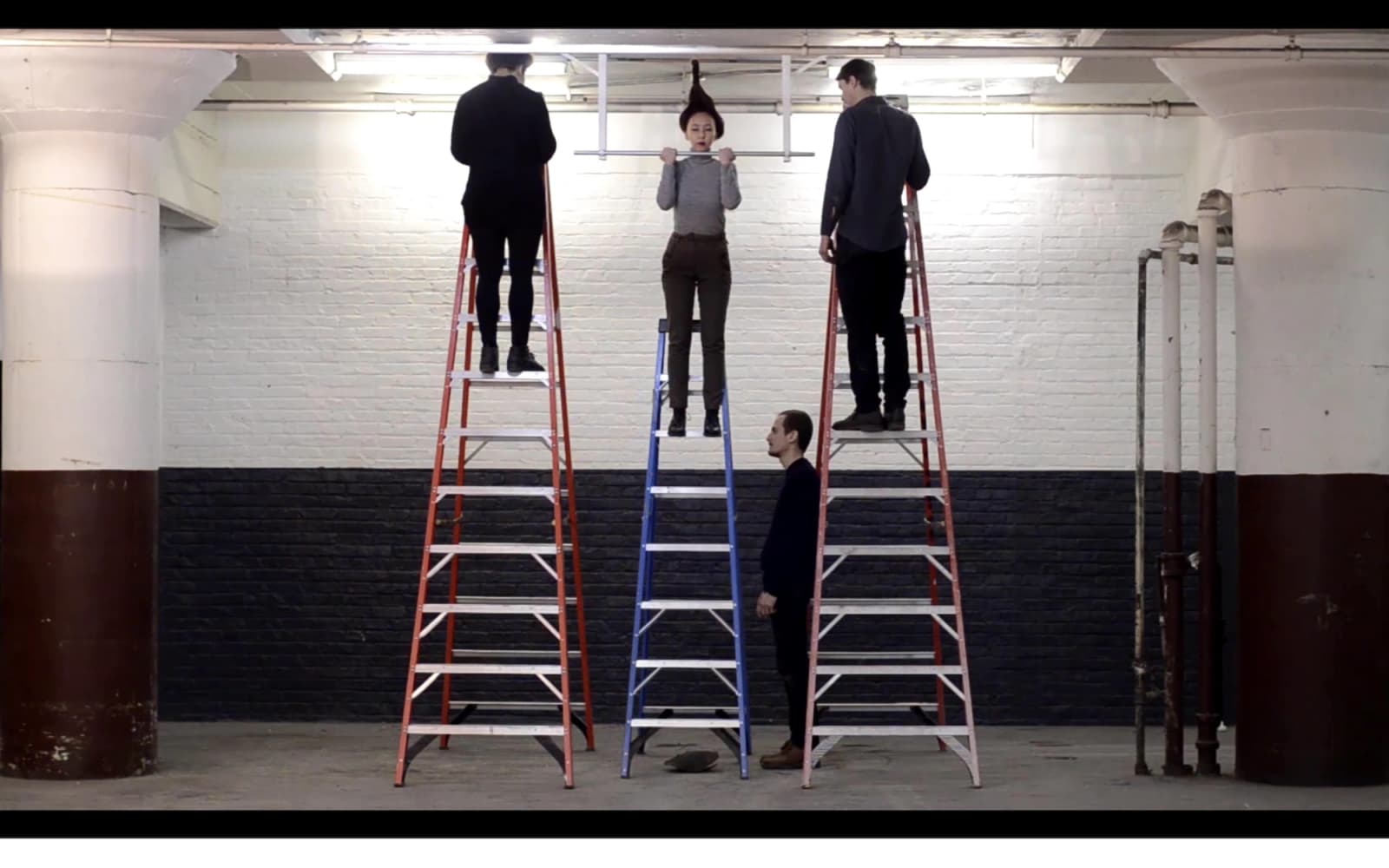 Seeing Things the Way We See the Moon, 2013-14, single channel video, sound, 2' 45"