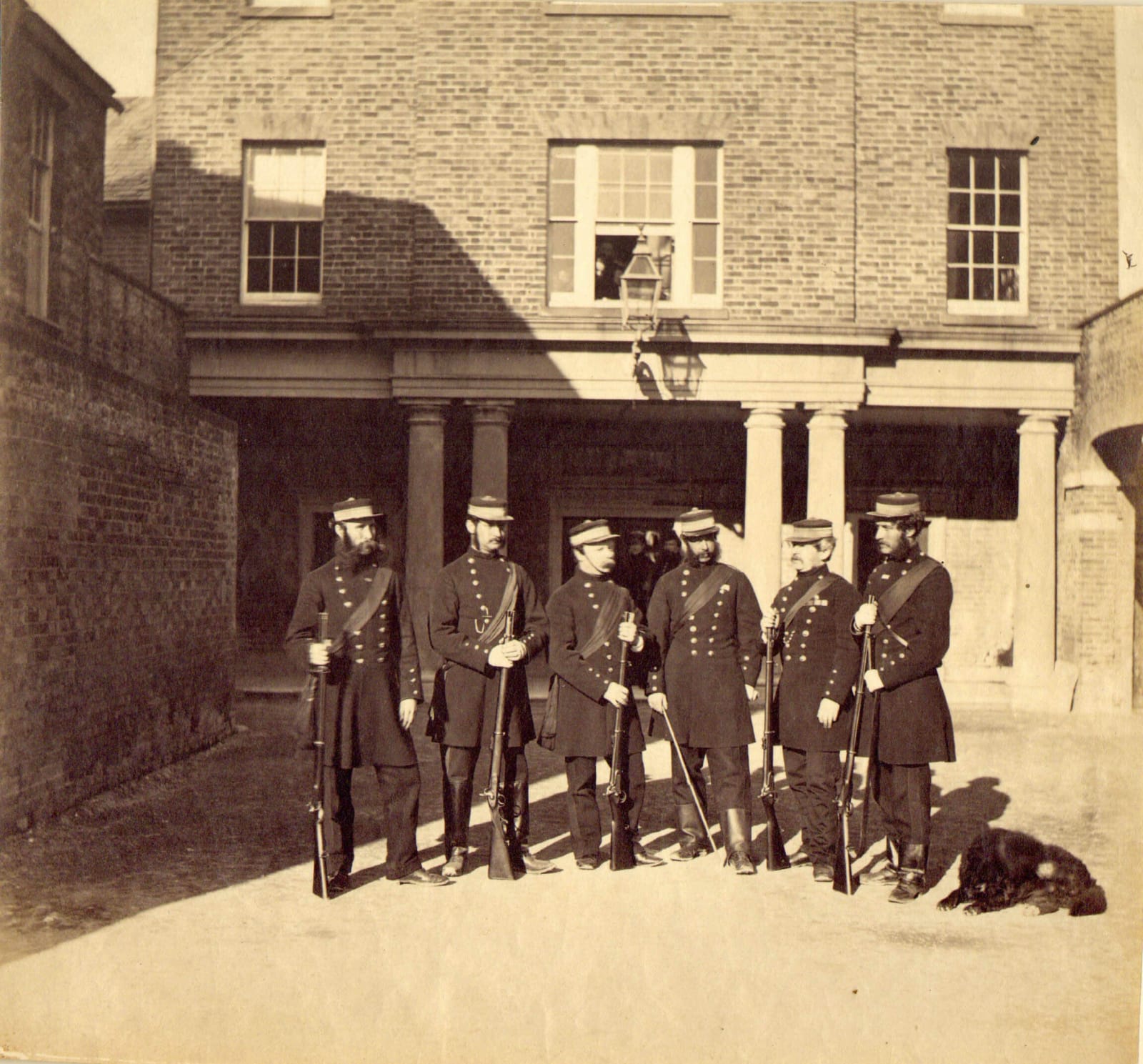 Roger Fenton, Soliders outside Barracks at the Tower of London