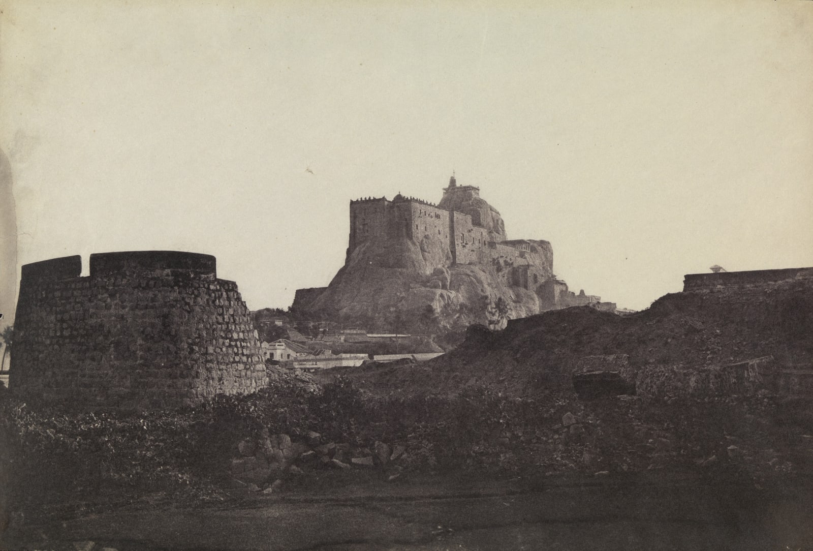 Captain Linnaeus Tripe, View of the Fort