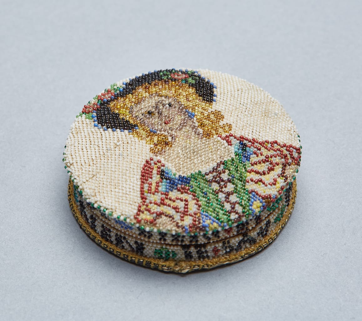 French, Sablé beadwork patch box, ca. 1780