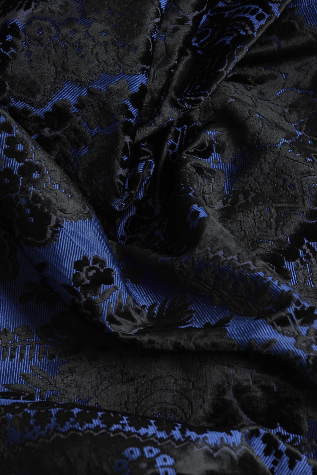 French or English , Silk velvet shawl, ca. 1860