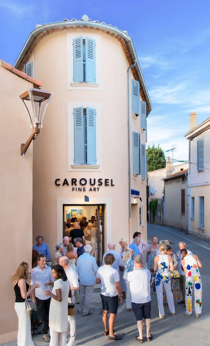 People outside of Carousel Fine Art's gallery space in Saint Tropez.