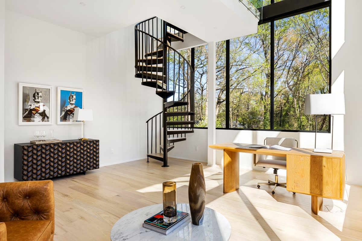 Interior of a luxury modern home in Atlanta, GA.