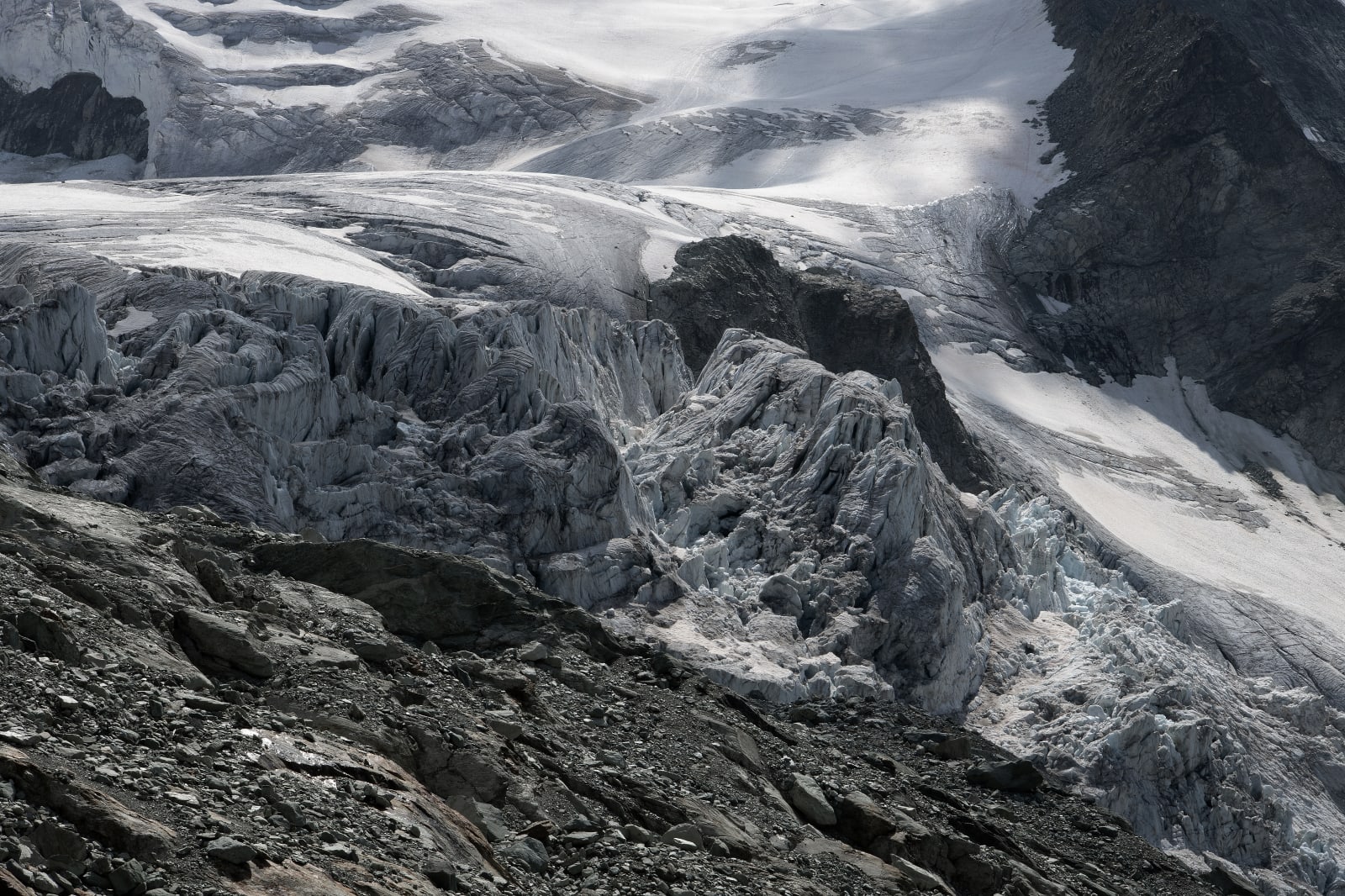 Bernard Garo, Disemboweled Glacier, Sublime Disaster Series #1, 2021