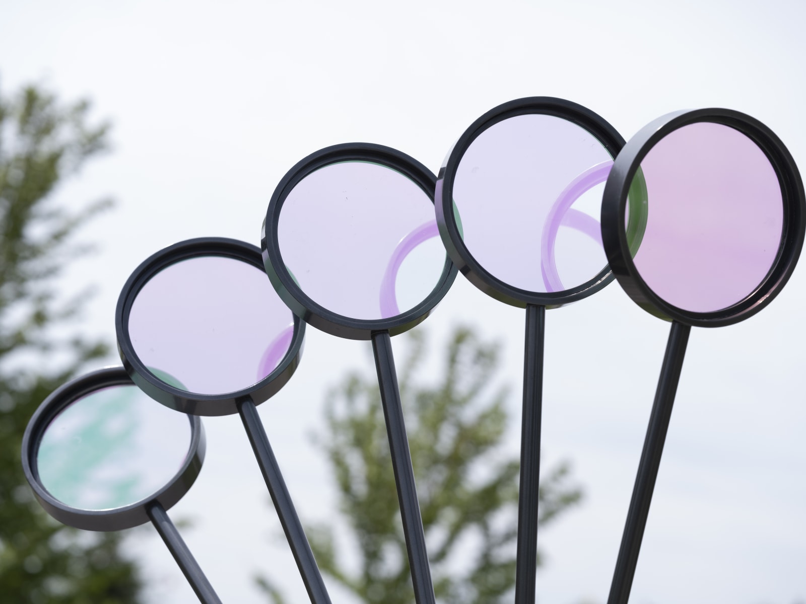Ryan Van Der Hout, Optical Device ( Chromatica ), 2022