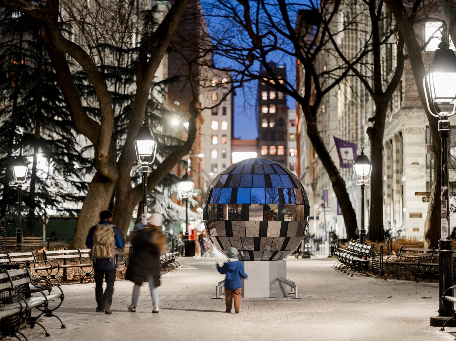 Ryan Van Der Hout, To Reflect Everything :: Washington Sq. Park, 2025