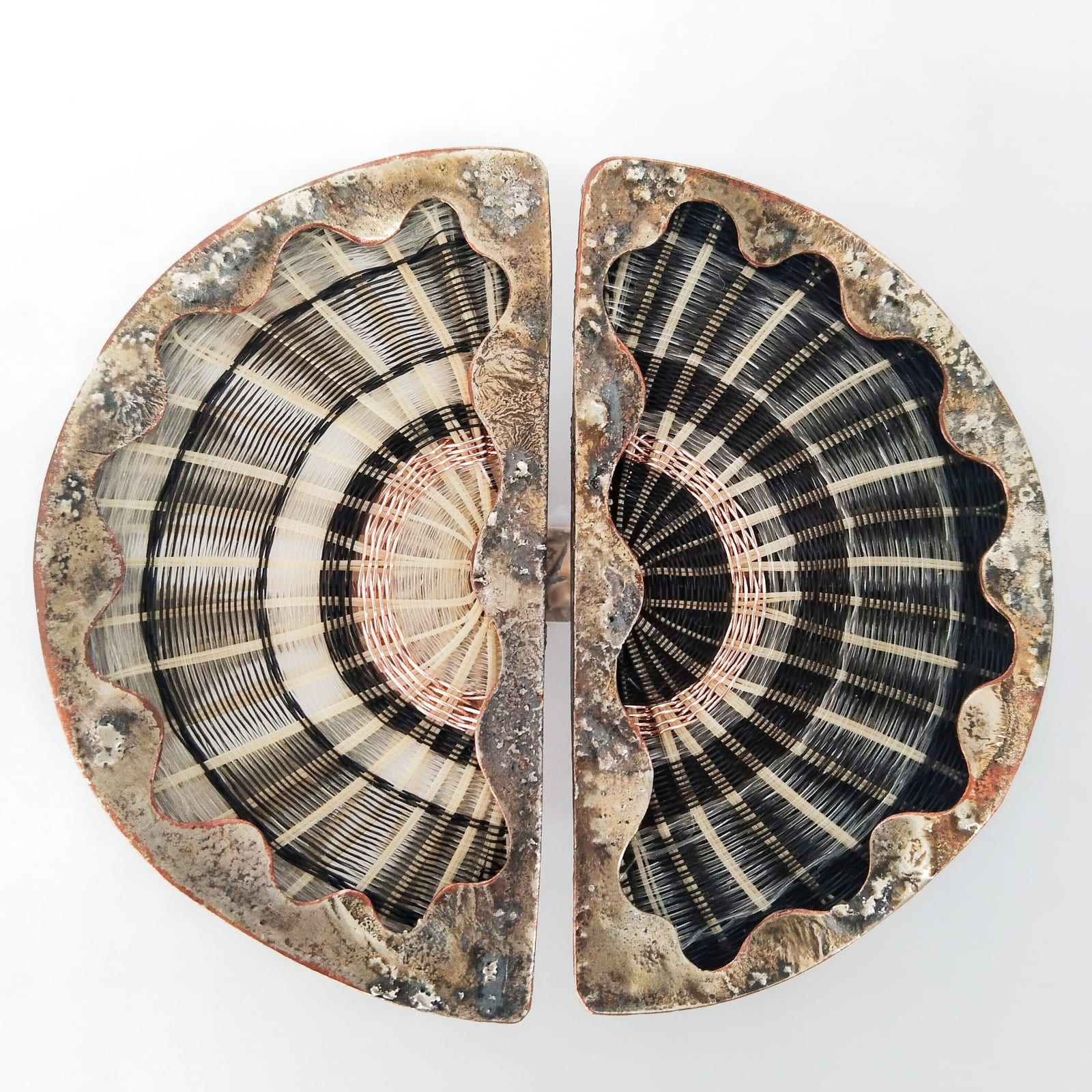 Tania Vásquez, Complementary Opposites, 2025