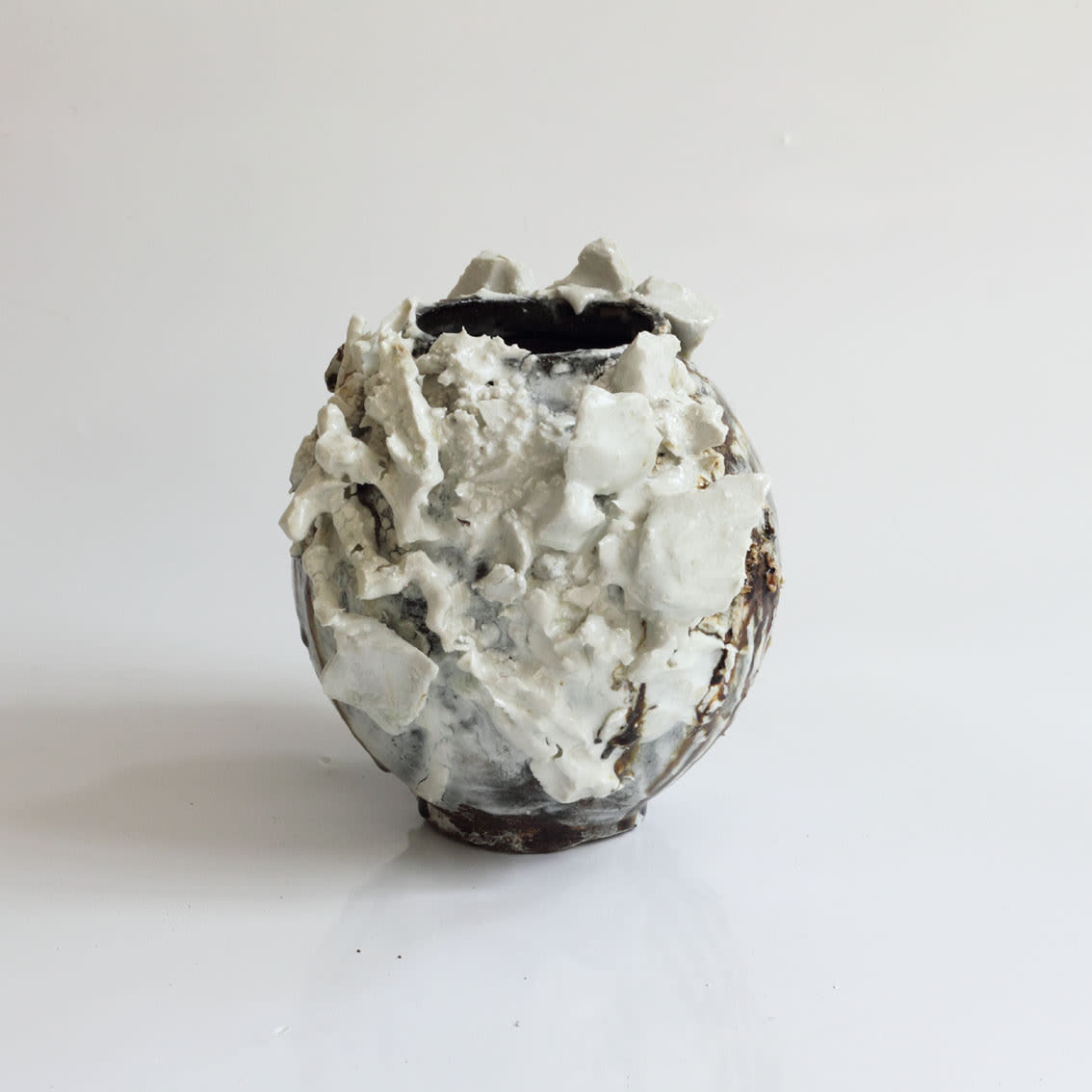 Akiko Hirai, 15. Mini Moon Jar White