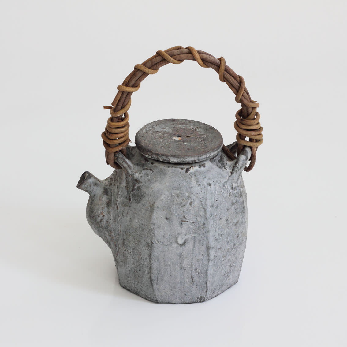Akiko Hirai, 61. Grey Dry Kohiki Faceted Teapot
