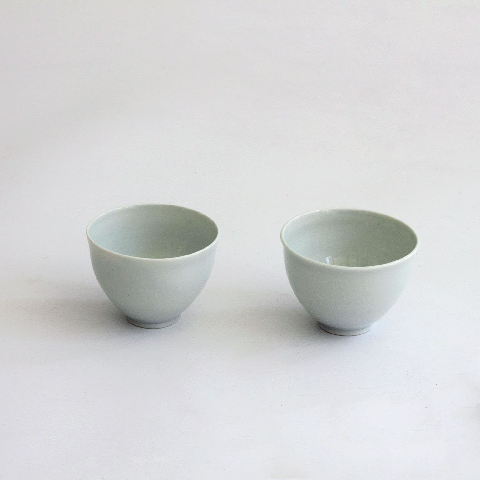 Robyn Hardyman, RH5 Cups in Dark Grey