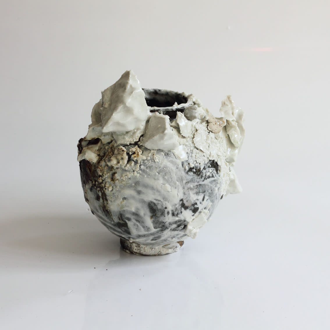 Akiko Hirai, 14. Mini Moon Jar White