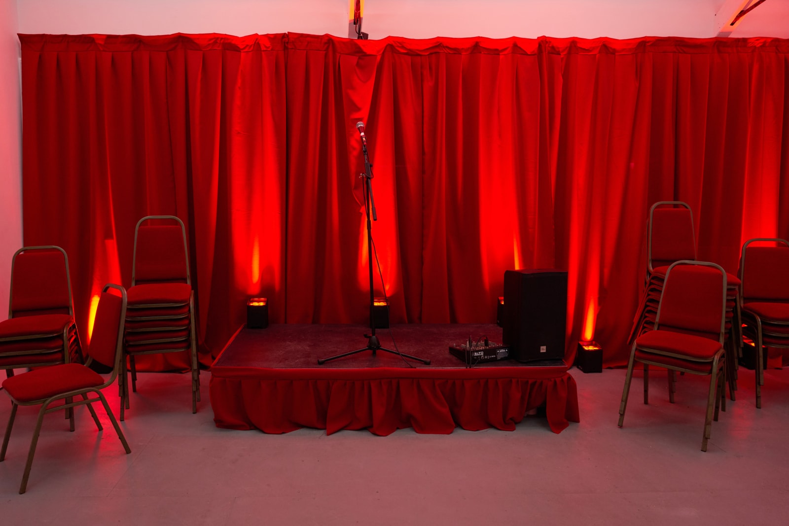 Hoa Dung Clerget, The Banquet Hall, 2025