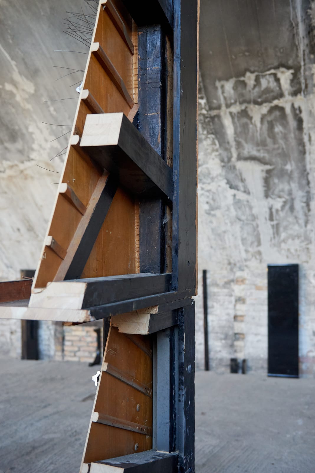 Gozié Ojini, untitled (210kg), 2025