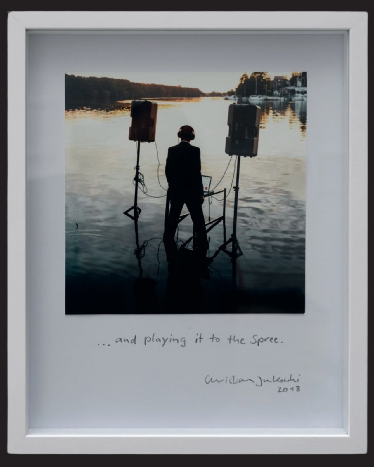 Christian Jankowski, Playing the Spree to the Moldau and Vice Versa , 2018