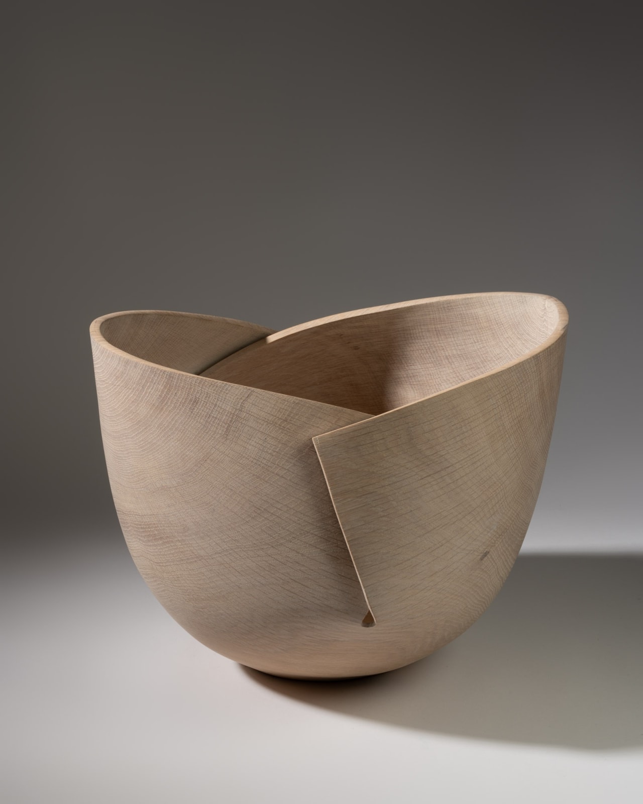 Alan Meredith, Dearcán Diptych, 2024