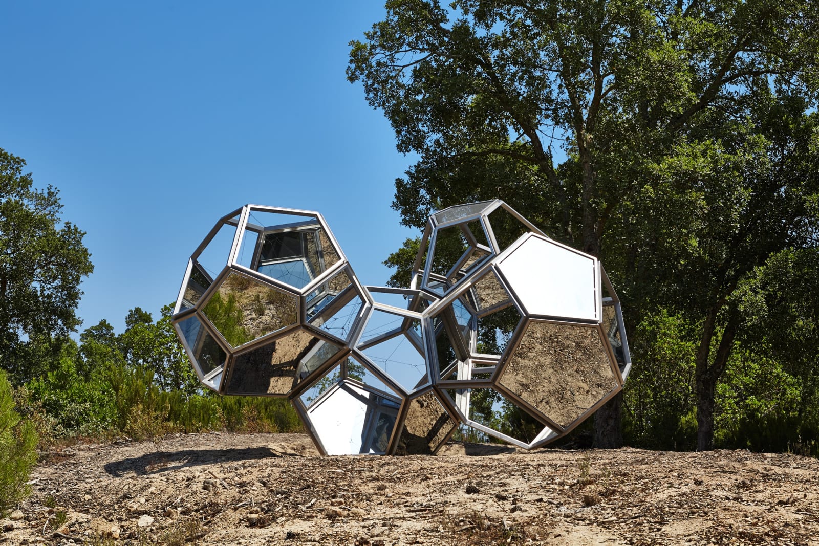 Tomás Saraceno, Cloud Cities / Air-Port-City 4 Modules Metal, 2010-2011