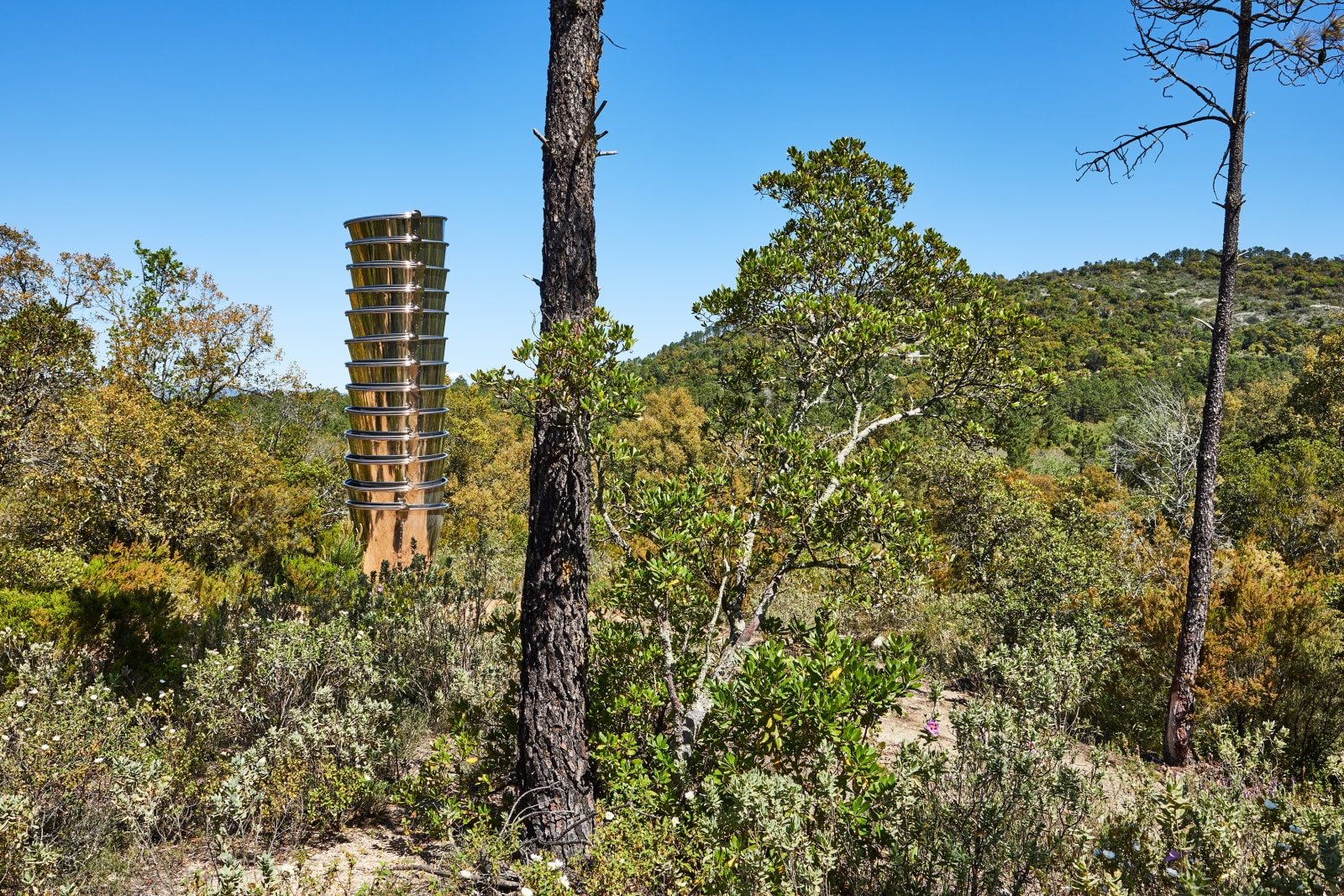 Subodh Gupta, A Giant Leap of Faith, 2006