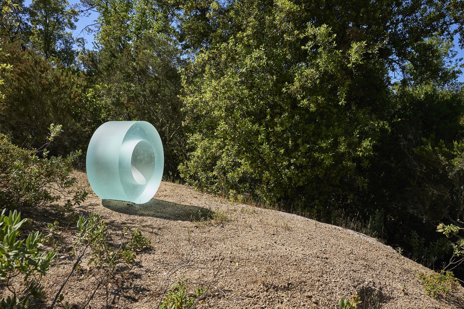 Ann Veronica Janssens, Blue Glass Roll 405/2, 2019