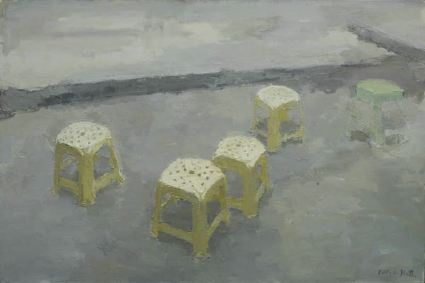 孫遜 Sun Xun, 黃色塑料凳