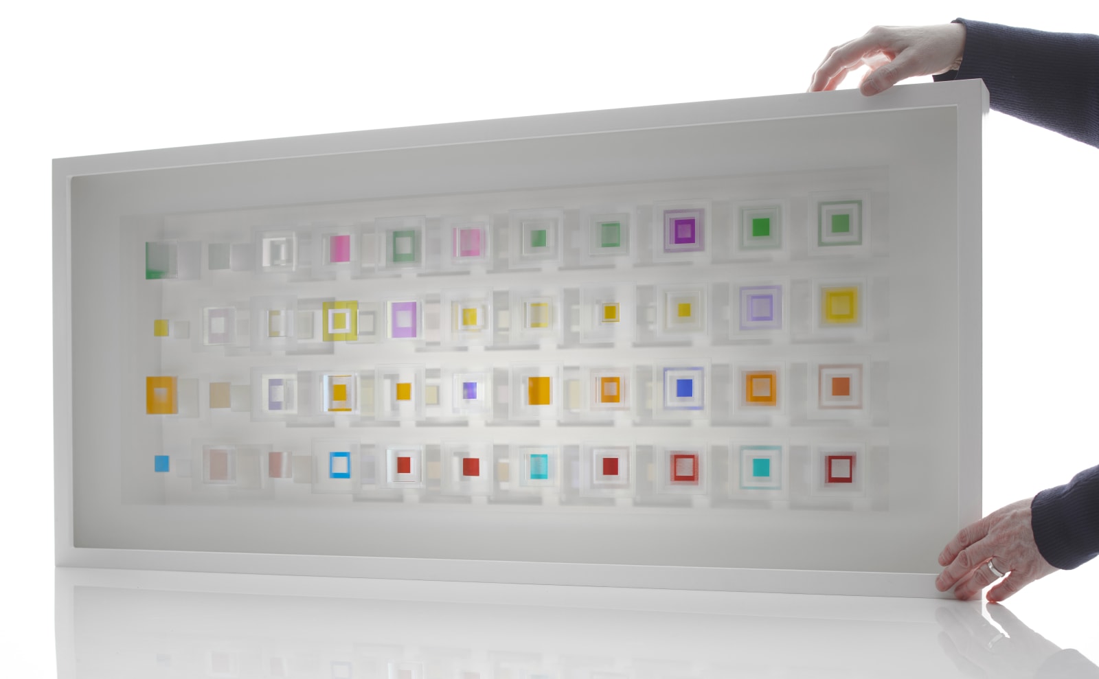 Hildegard Pax, Floating