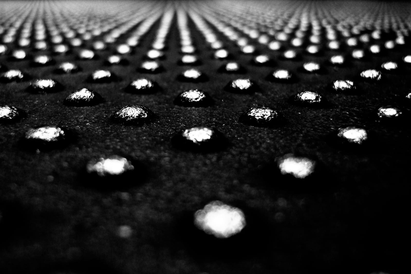 Mischa Fanghaenel, UNTEN, 2008