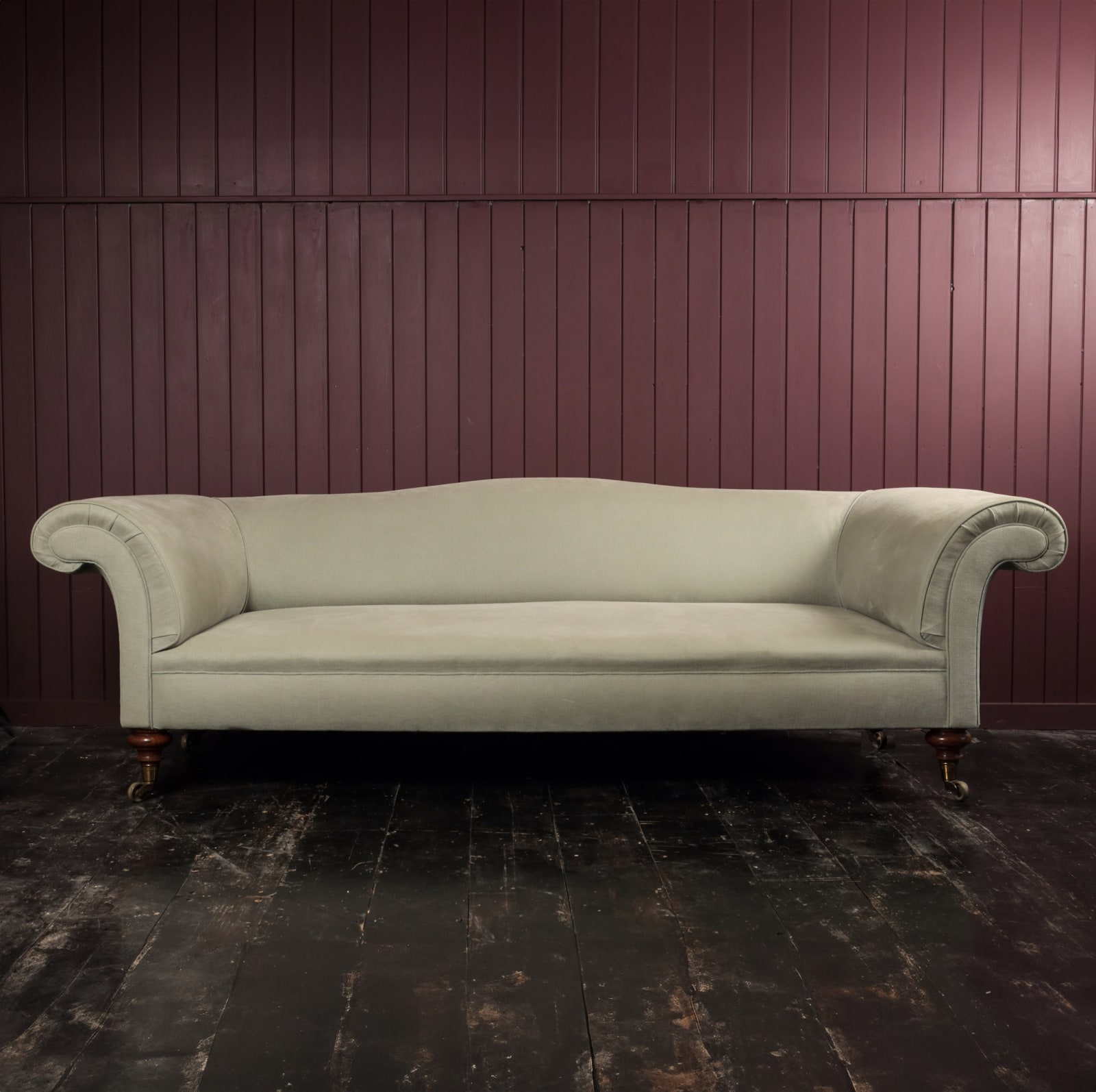 19TH CENTURY HOWARD AND SONS SOFA