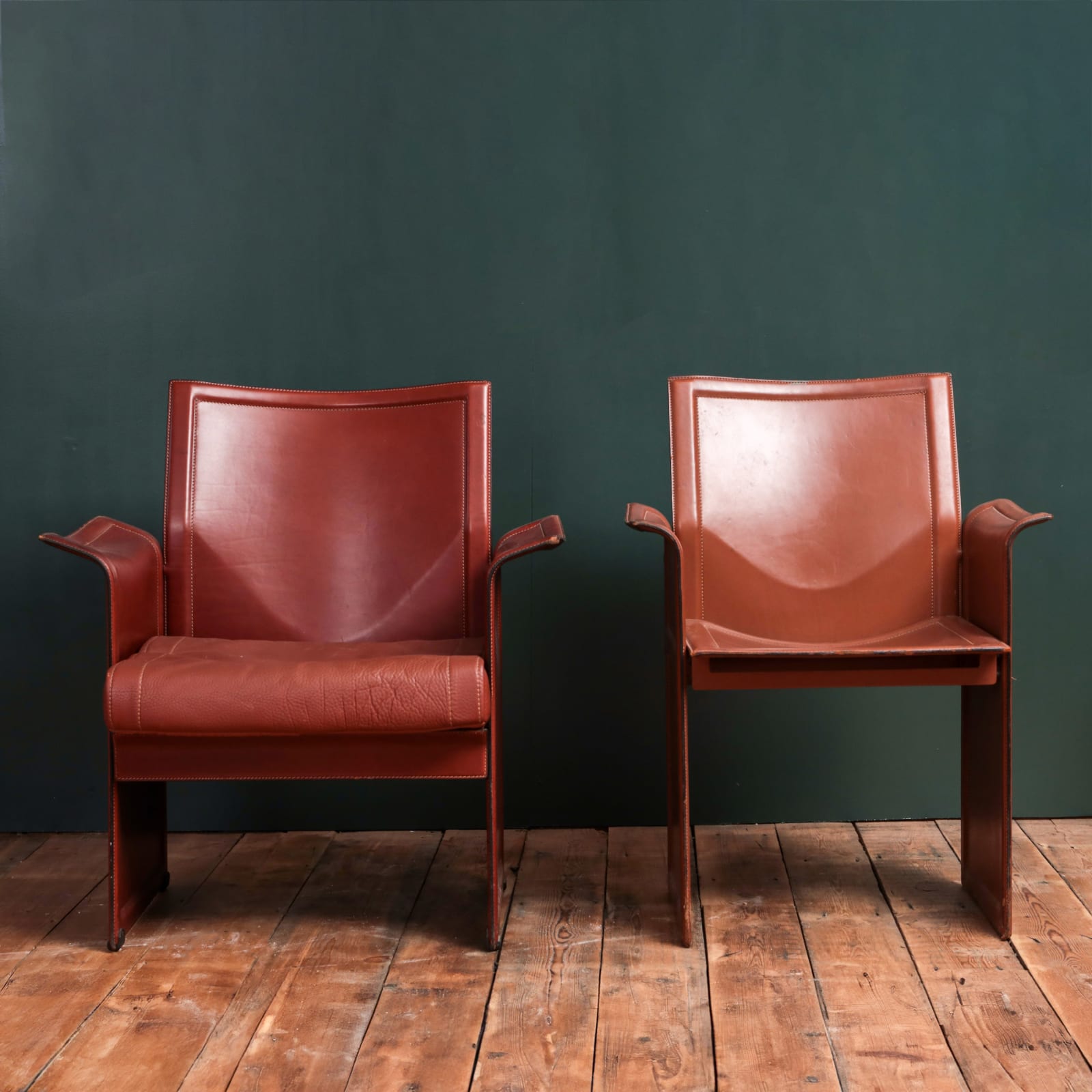 20TH CENTURY ITALIAN CHAIRS