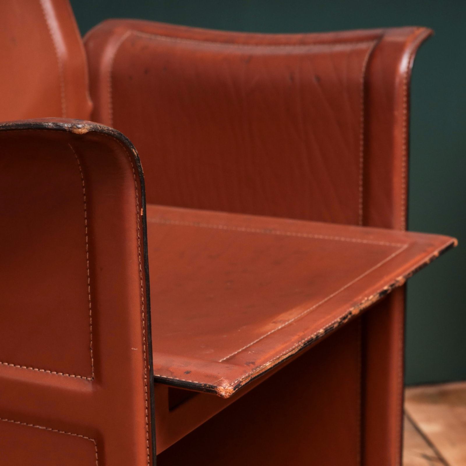 20TH CENTURY ITALIAN CHAIRS