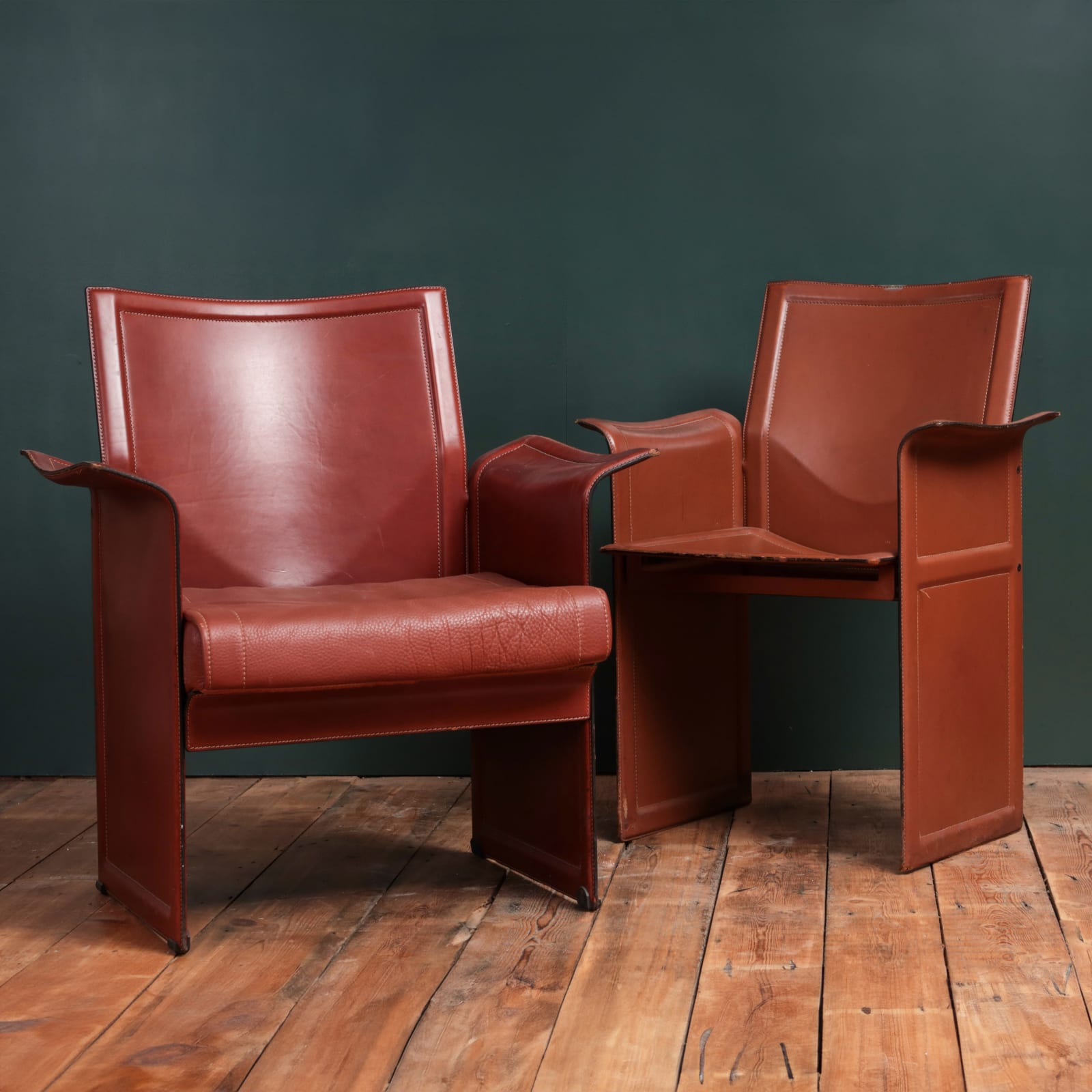 20TH CENTURY ITALIAN CHAIRS