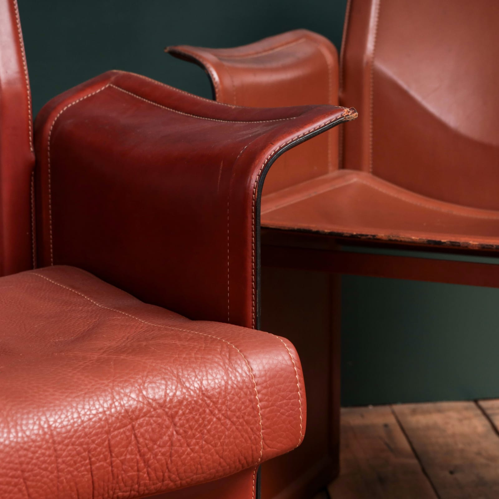 20TH CENTURY ITALIAN CHAIRS