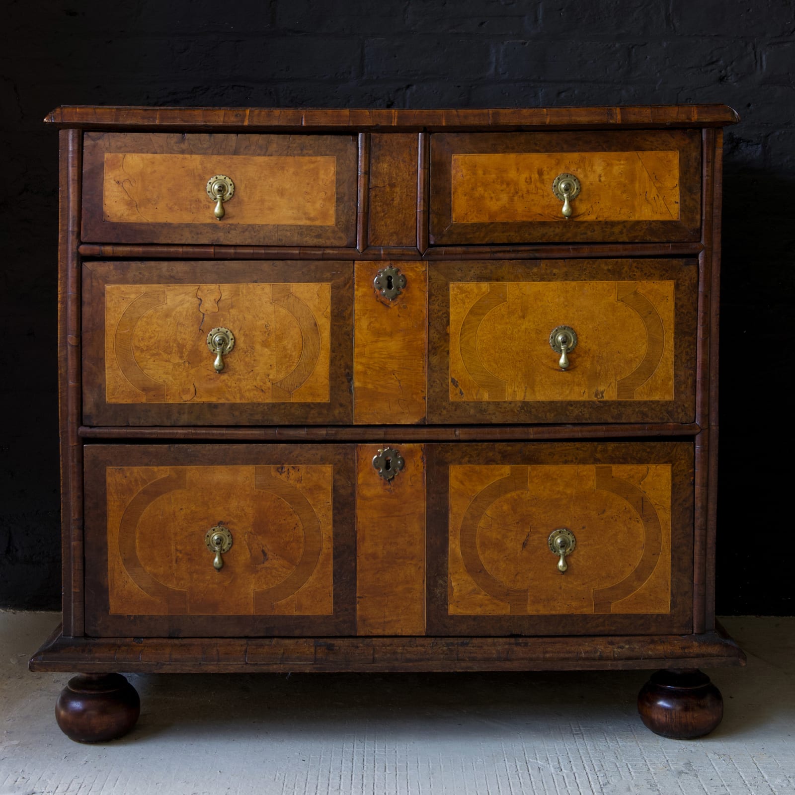 WILLIAM & MARY YEW AND MAPLE CHEST OF DRAWERS