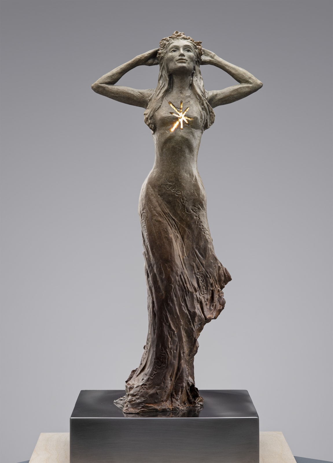 Dozen Roses, Bronze, Goddess, Female, Electricity, Lighted