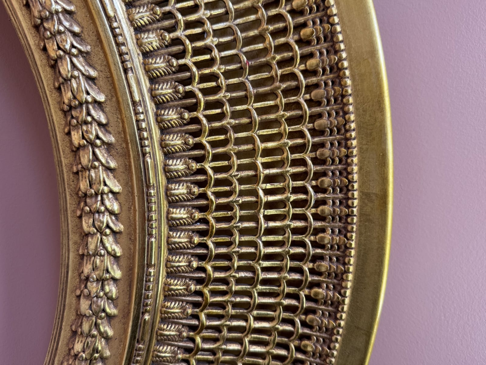 GILDED GRILLE 22, 2021