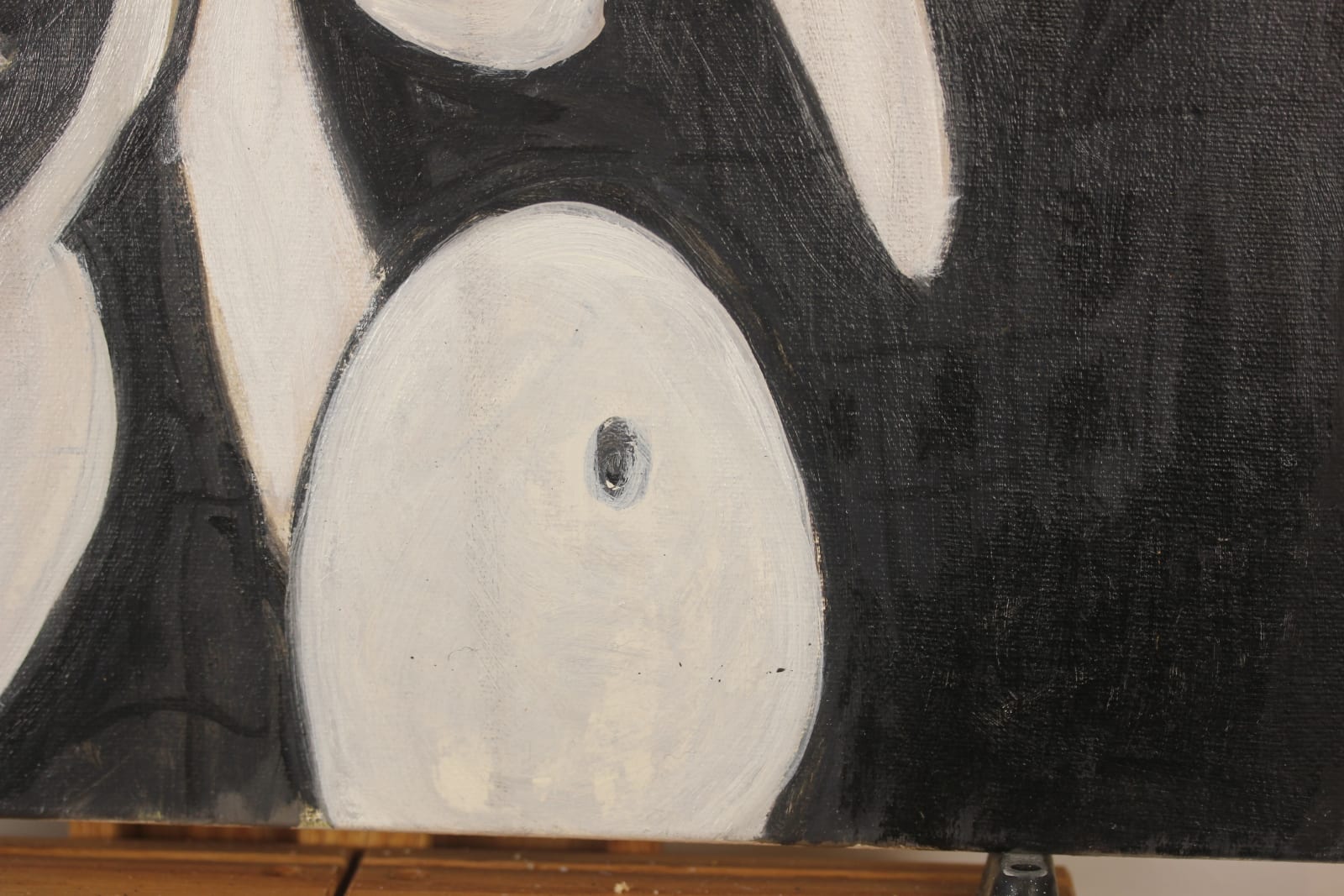 Laszlo Hamori, women with a black hat playing violin, 2024