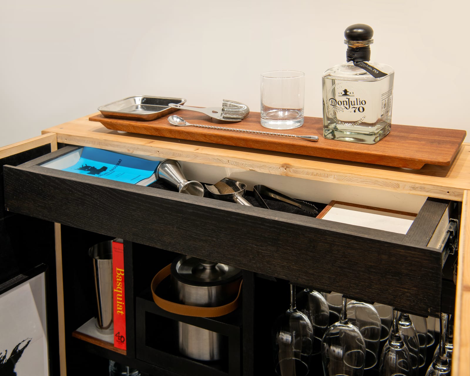 MOMENTUM ORIGINALS, ART BAR, 2024