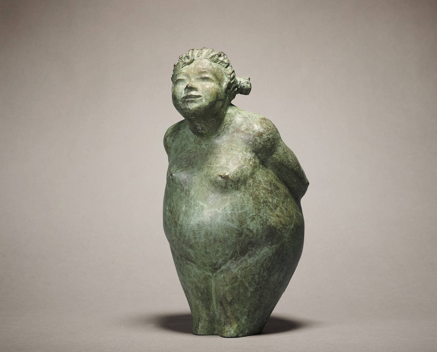 Niña Coletas bronze sculpture by Arte Pedrin