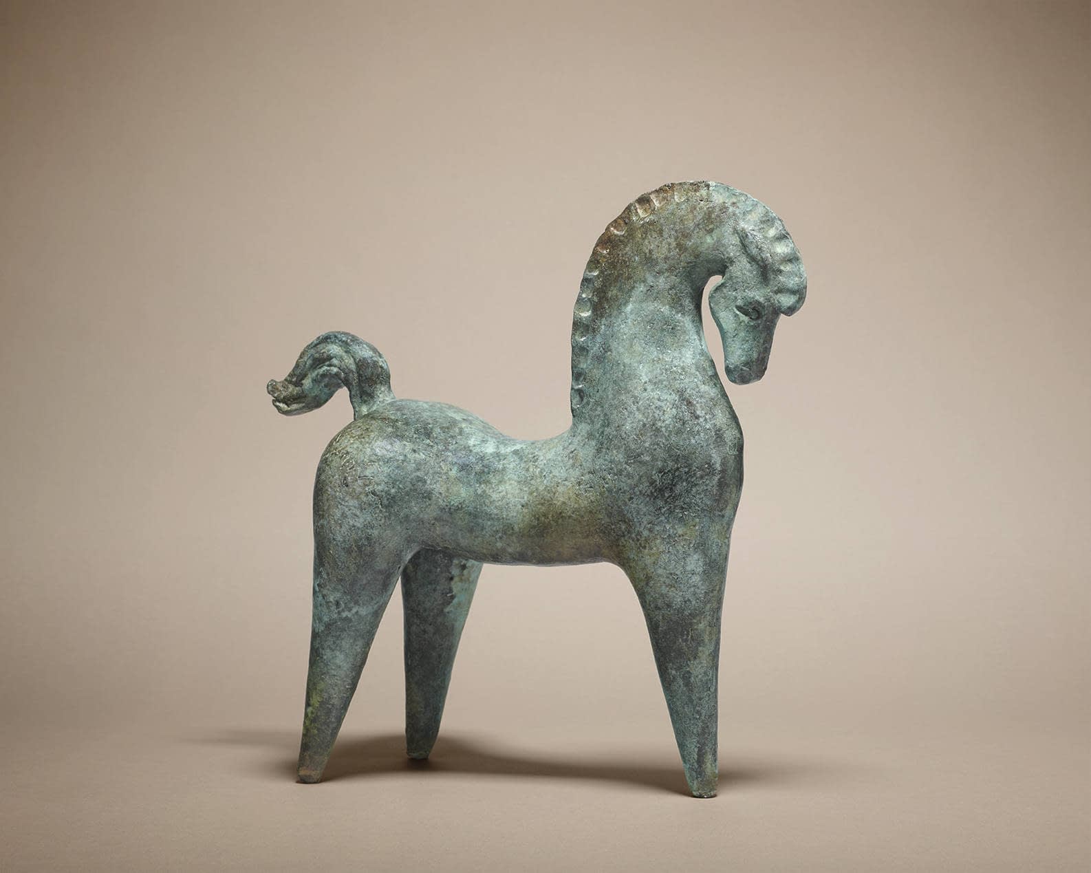 Cartago bronze horse sculpture by Arte Pedrin