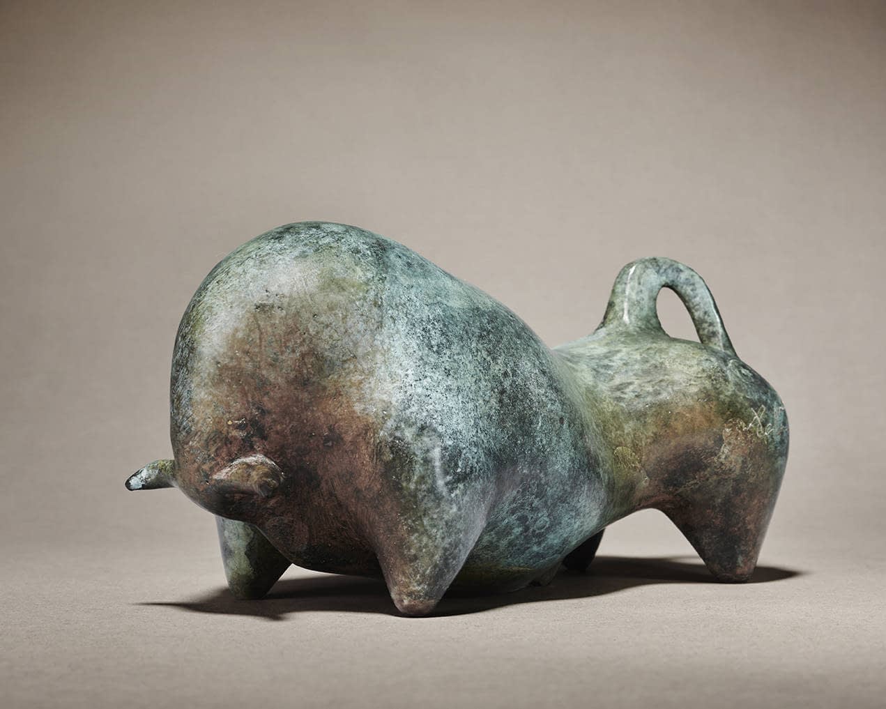 Toro Impetuoso bronze bull sculpture by Arte Pedrin