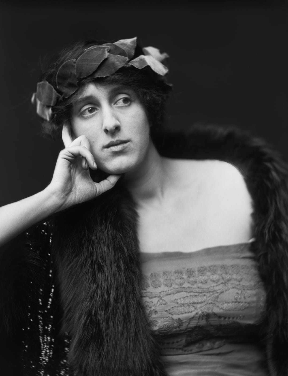 E.O. Hoppé, Vita Sackville-West, Lady Nicolson, 1916