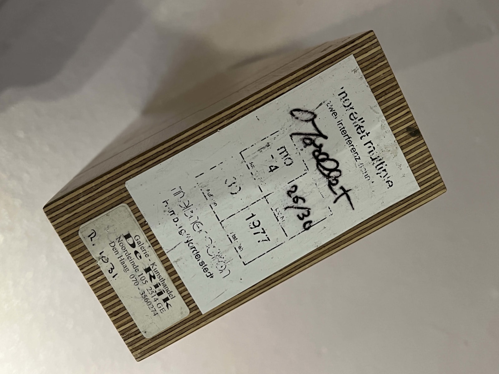 François Morellet, Zwei Interferentz Schnitte, 1977