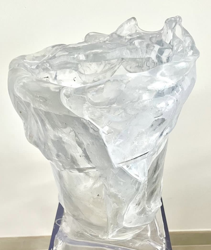 Gigi Rigamonti, Cracked Vase, Maybe, 2016