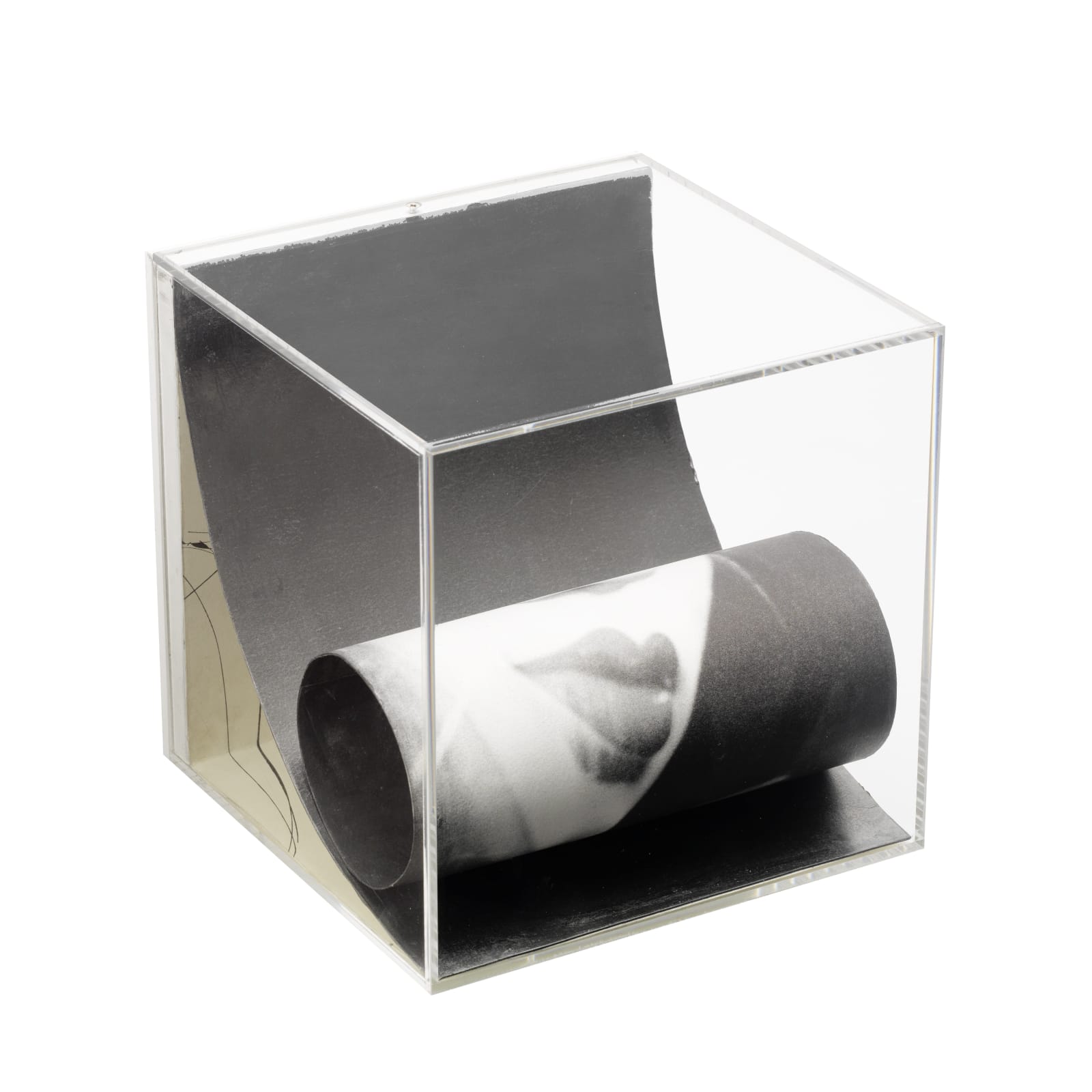 Margarita Gluzberg, Roll, 2017 | £3,000
