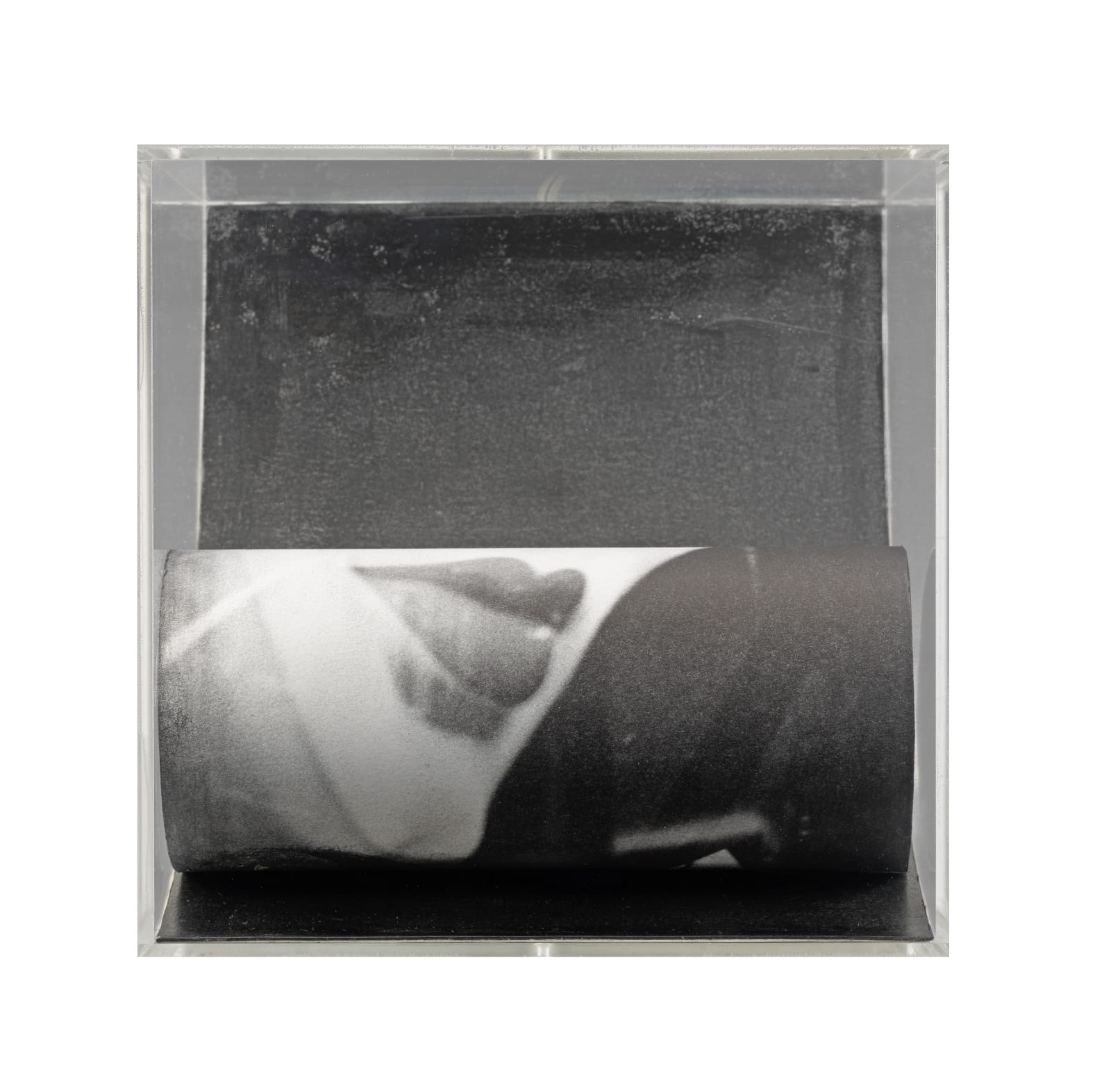 Margarita Gluzberg, Roll, 2017 | £3,000