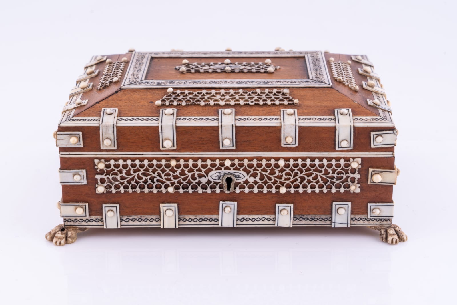 Vizagapatam, An Anglo-Indian ivory mounted sandalwood casket, c. 1930