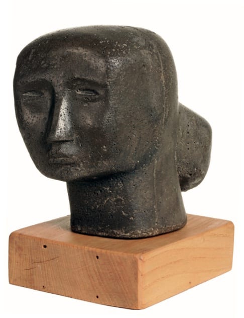 Henry Moore (1898-1986) Head of a Woman 1926 Cast concrete The Hepworth Wakefield Wakefield Permanent Art Collection Acquired through the Friends of Wakefield Art Gallery and Museums © By permission of The Henry Moore Foundation To see and discover more about this artist click here