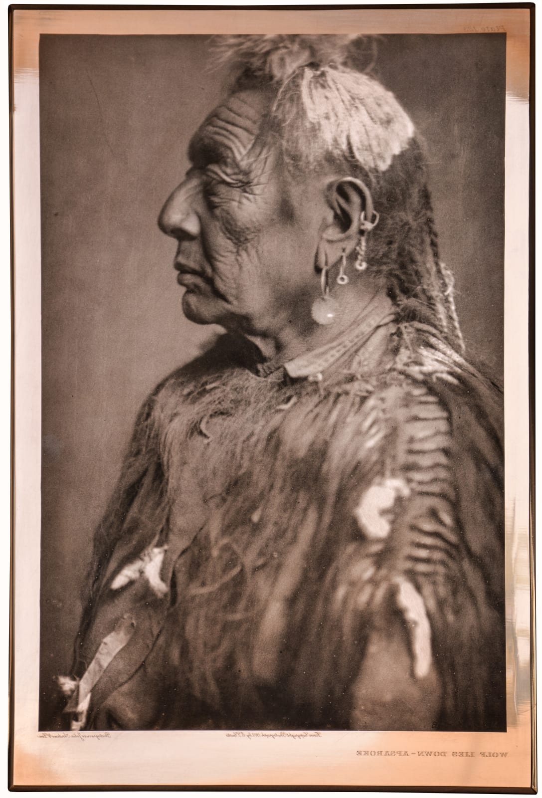 Edward S. Curtis, Wolf Lies Down – Apsaroke, 1908